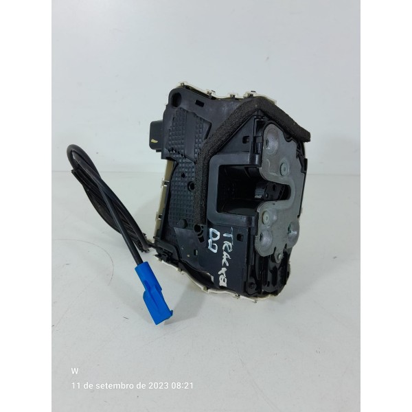 Fechadura Porta Tracker Onix Dianteira Di 2020/2024 26317125