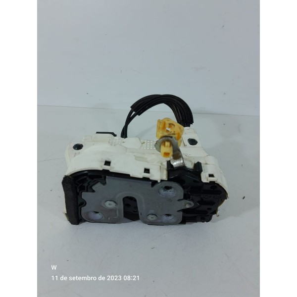 Fechadura Porta Tracker Onix Dianteira Di 2020/2024 26317125