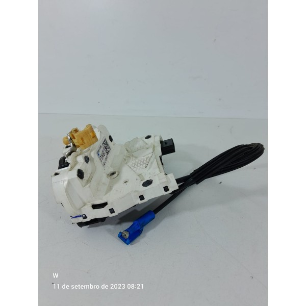 Fechadura Porta Tracker Onix Dianteira Di 2020/2024 26317125