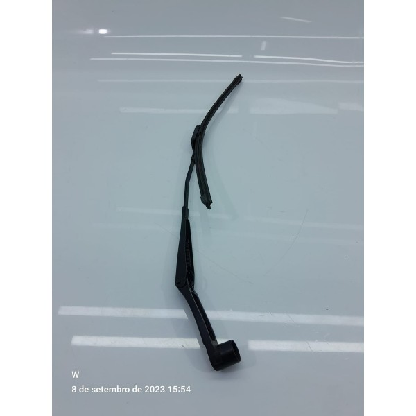 Braco Limpador Tracker Esquerdo 2020 2021 2022 2023 2024 Esquerdo