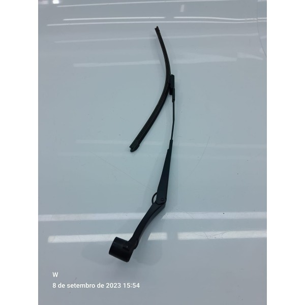 Braco Limpador Tracker Esquerdo 2020 2021 2022 2023 2024 Esquerdo