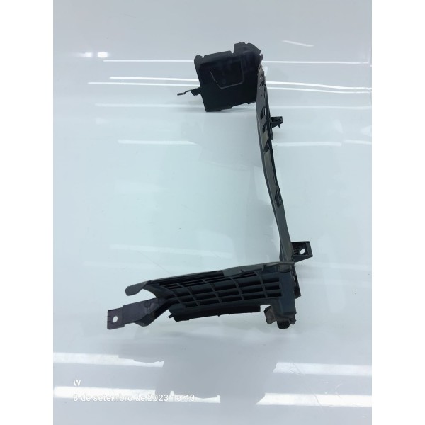 Defletor Superior Radiador Tracker 2020/2024 26271784