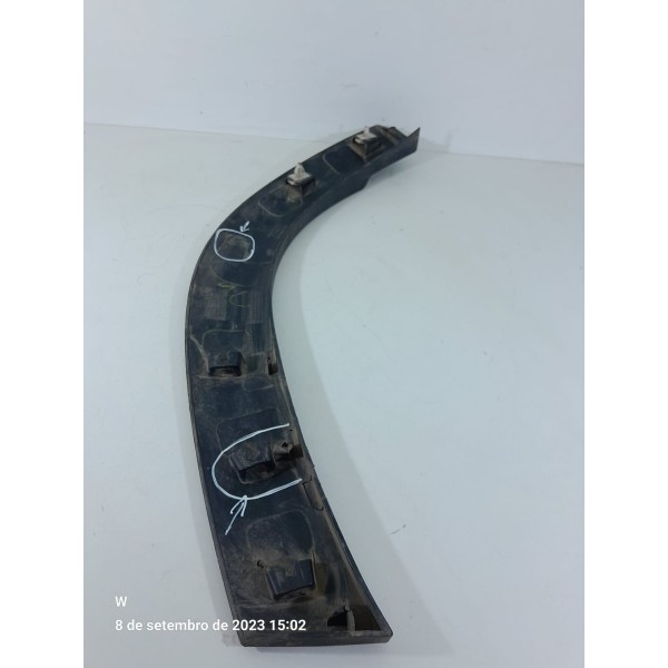 Moldura Lateral Tracker Traseira Dire 2020/2024 Det 26275876