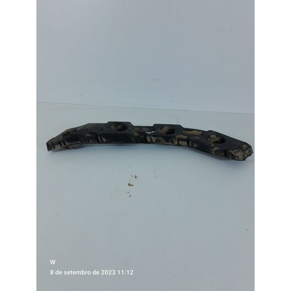 Guia Parachoque Tracker Traseiro Direito 2020/2024 26279909