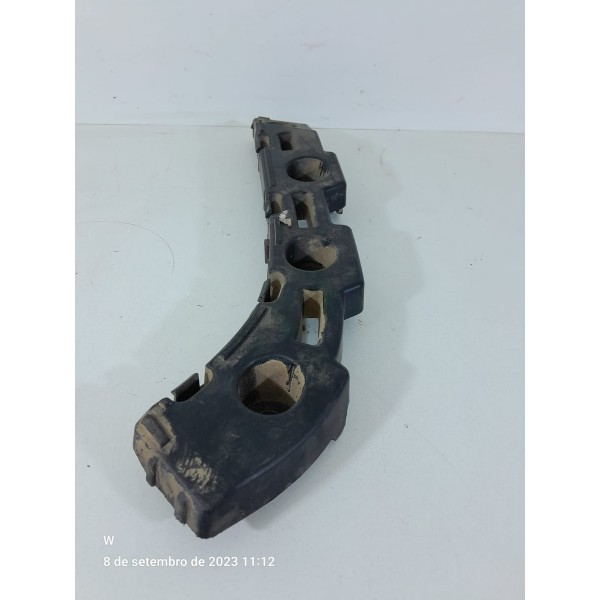 Guia Parachoque Tracker Traseiro Direito 2020/2024 26279909