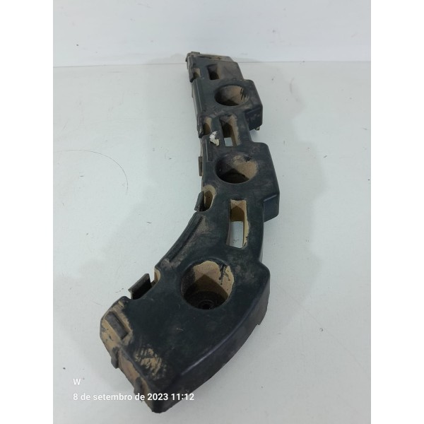 Guia Parachoque Tracker Traseiro Direito 2020/2024 26279909