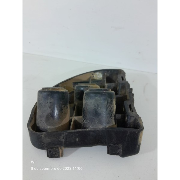 Guia Parachoque Tracker Traseiro Direito 2020/2024 26279905