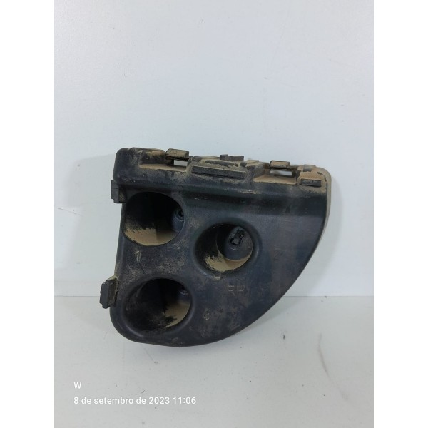 Guia Parachoque Tracker Traseiro Direito 2020/2024 26279905