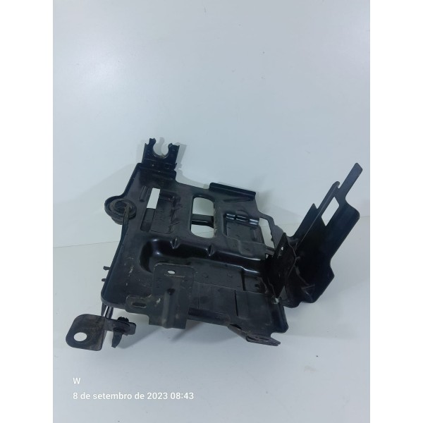Suporte Bateria Tracker 2020 2021 2022 2023 2024 26300275