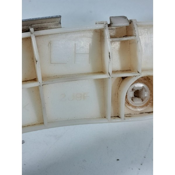 Guia Parachoque Pajero Full Traseiro Esquerdo 2006/2016