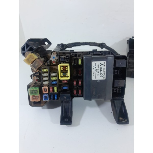 Caixa Fusivel Motor Pajero Full 3.2 2006/2016