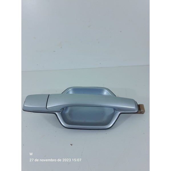 Macaneta Externa Pajero Full Dianteira Direita 2006/2017 Dianteira