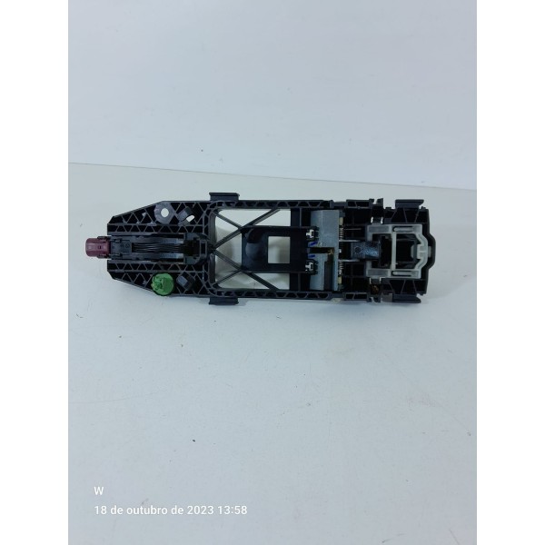 Macaneta Externa Polo Dianteira Direita 2018/2024 Original - Dianteira