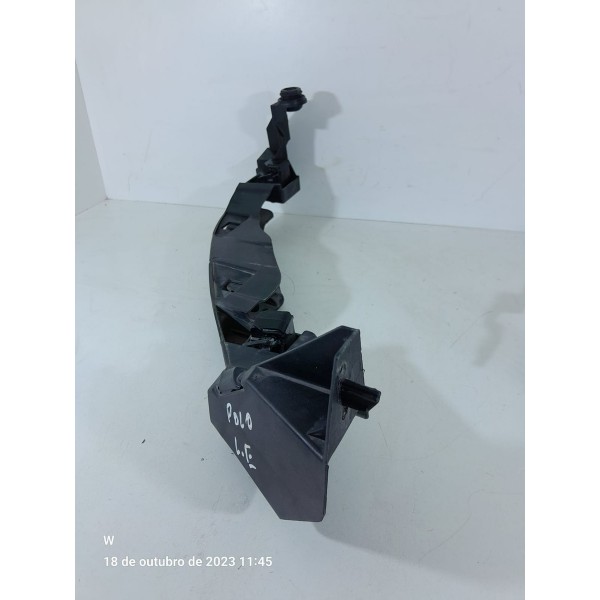 Suporte Farol Polo Esquerdo 2018/2024 6ea80571