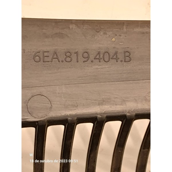 Grade Parabrisa Polo Direito 2018/2024 6ea819404b