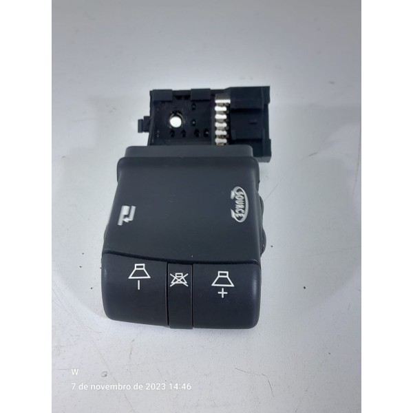 Comando Som Volante Megane 2005/2014  8200103769