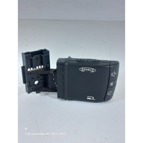 Comando Som Volante Megane 2005/2014  8200103769