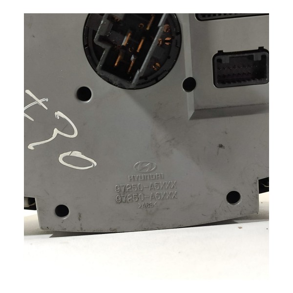 Comando Ar Condicionado Hyundai I30 2014 2017 97250a5xx