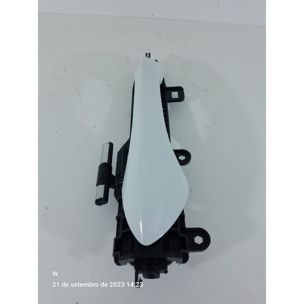 Macaneta Externa Onix Dianteira Direita 2020/2025 Branco Dianteira