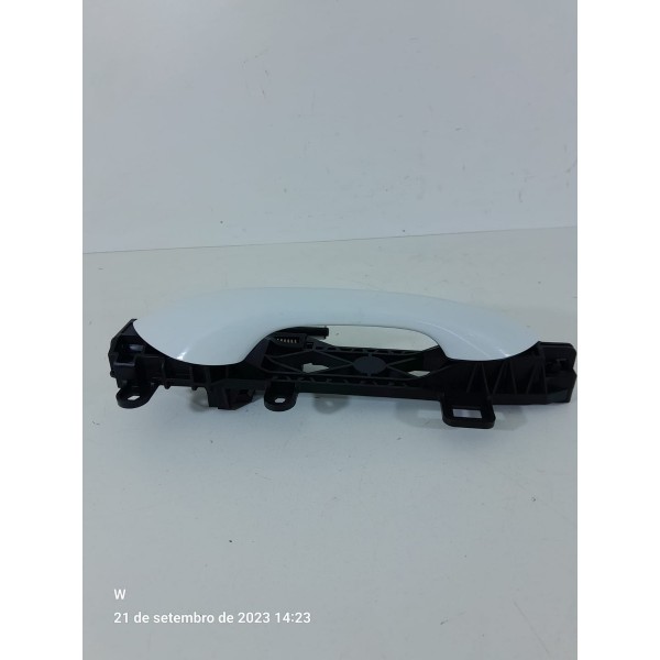 Macaneta Externa Onix Dianteira Direita 2020/2025 Branco Dianteira