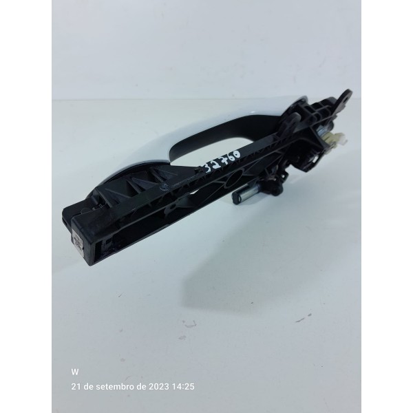 Macaneta Porta Onix Dianteira Esquerda 2020/2025
