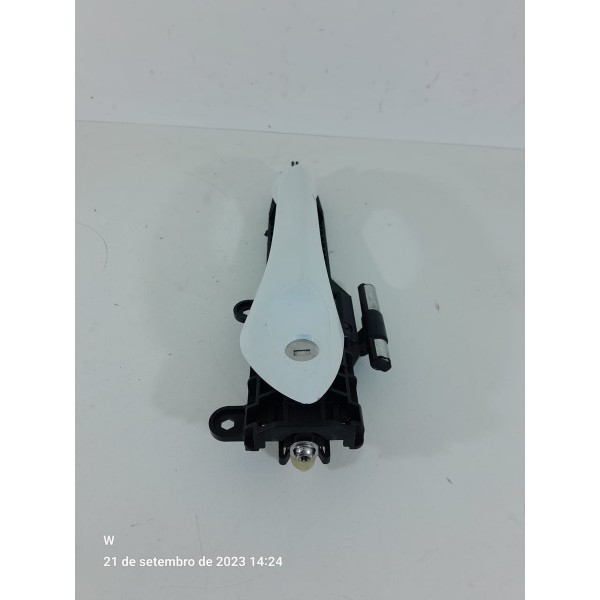 Macaneta Porta Onix Dianteira Esquerda 2020/2025