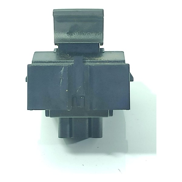 Botao Vidro Onix Tracker Traseiro 2020/2024 26211277