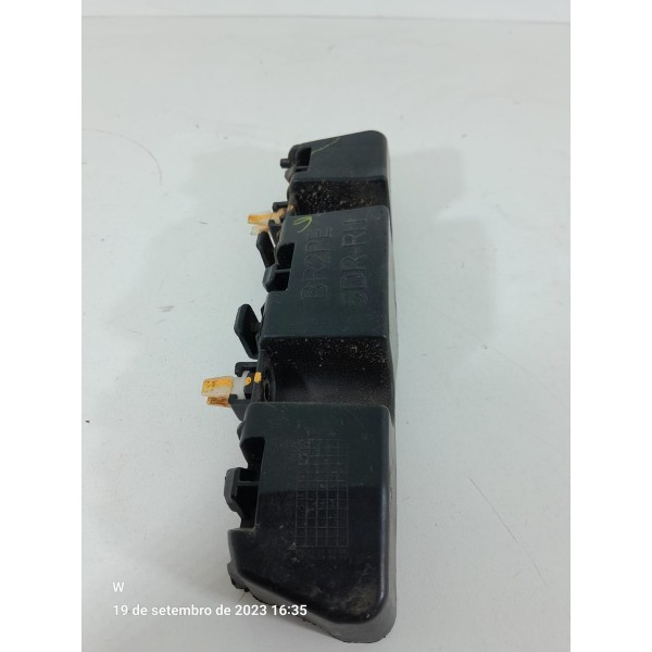 Guia Parachoque Hb20 Dianteira Direito 2020/2023 86552r1600