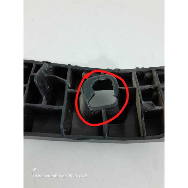 Guia Parachoque Hb20 Hatch Traseiro Esquerdo 2023/2025 Det