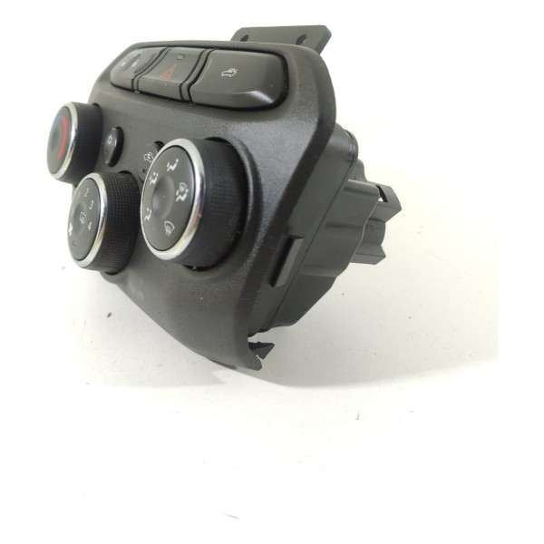 Comando Ar Condicionado Onix Prisma 2011 2014 2019 94759518