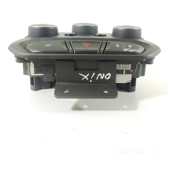 Comando Ar Condicionado Onix Prisma 2011 2014 2019 94759518