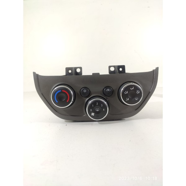 Comando Ar Condicionado Cobalt 2012/2019 94745780