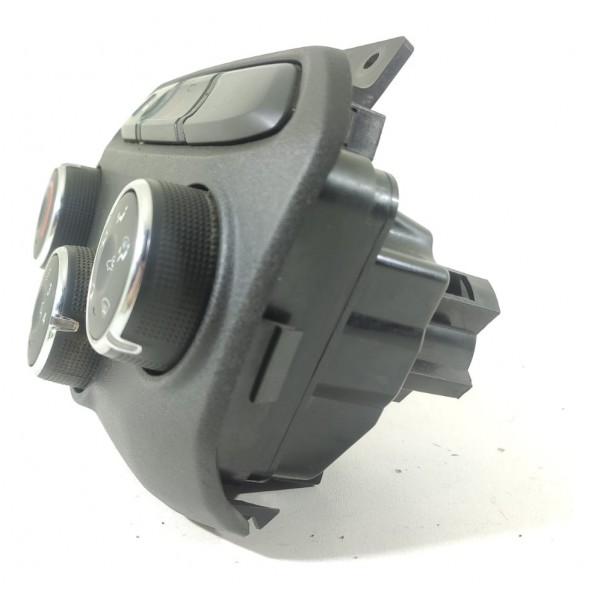 Comando Ar Condicionado Onix Prisma 2015/2019 52108785