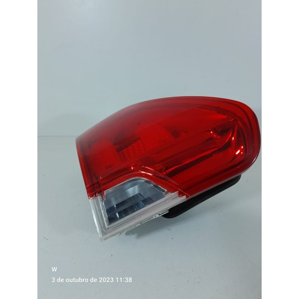 Lanterna Peugeot 2008 Tampa Traseir Esq 2018/2024 9808127680 Esquerdo/motorista Vermelho
