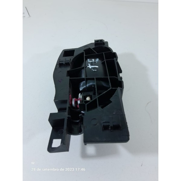 Macaneta Porta Peugeot 2008 Traseira Esq 2016 A 2024