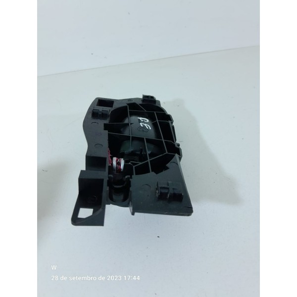 Macaneta Porta Peugeot 2008 Dianteira Esquerda 2016 A 2024 Dianteira