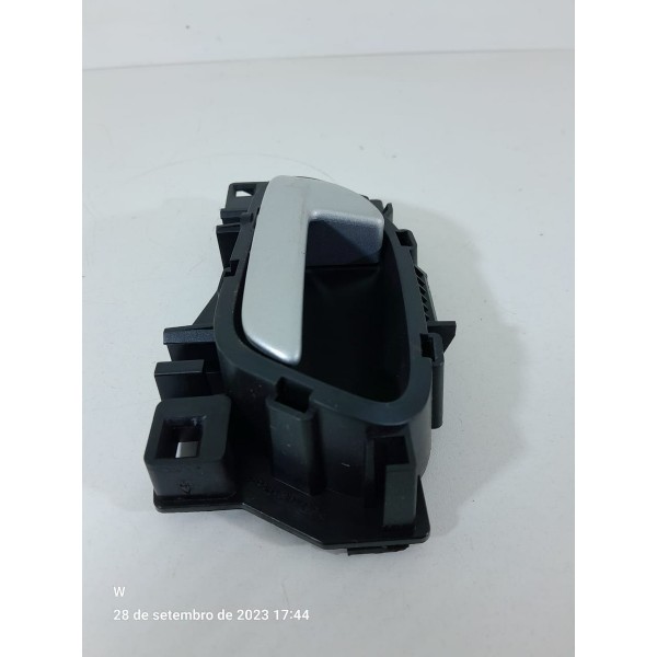 Macaneta Porta Peugeot 2008 Dianteira Esquerda 2016 A 2024 Dianteira
