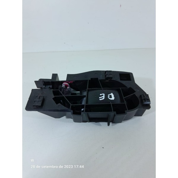 Macaneta Porta Peugeot 2008 Dianteira Esquerda 2016 A 2024 Dianteira