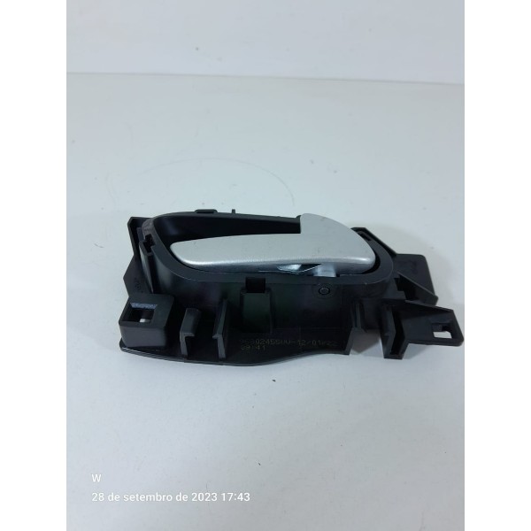 Macaneta Porta Peugeot 2008 Dianteira Direita 2016 A 2024
