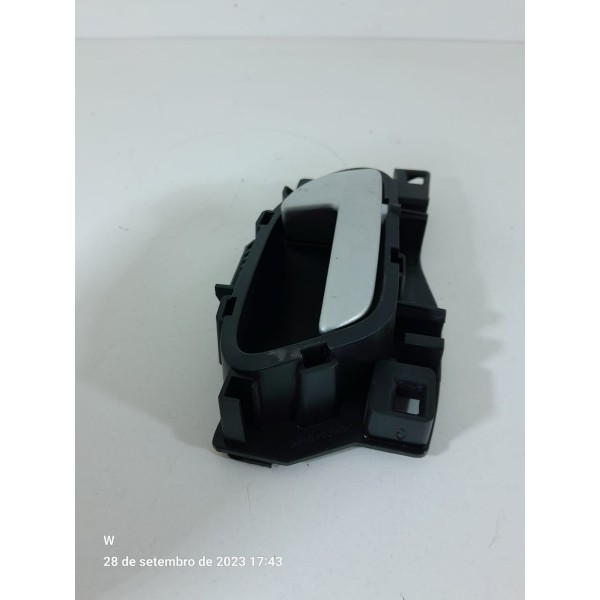 Macaneta Porta Peugeot 2008 Dianteira Direita 2016 A 2024
