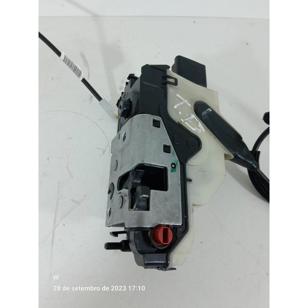 Fechadura Porta Peugeot 2008 Traseira Direita 2016 A 2024