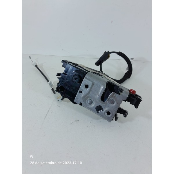 Fechadura Porta Peugeot 2008 Traseira Direita 2016 A 2024