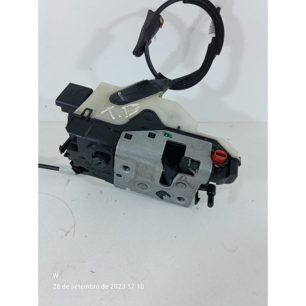 Fechadura Porta Peugeot 2008 Traseira Direita 2016 A 2024