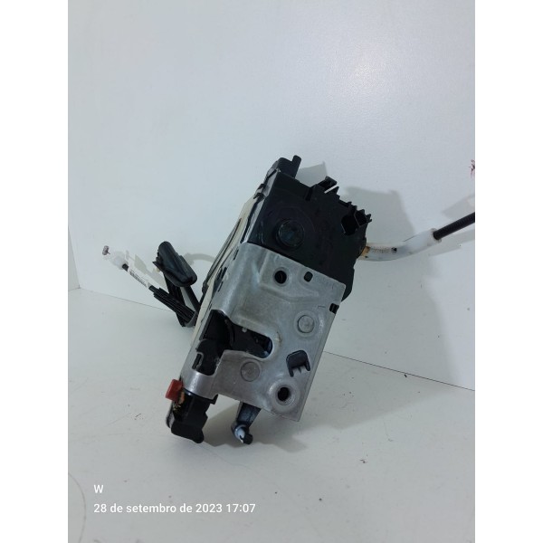 Fechadura Porta Peugeot 2008 Traseira Esq 2018/2024 40737230