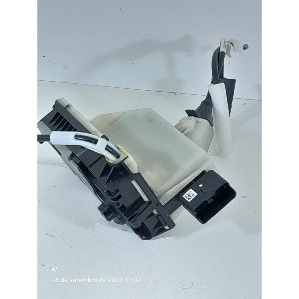 Fechadura Porta Peugeot 2008 Dianteira Di 2018/2024 40647230