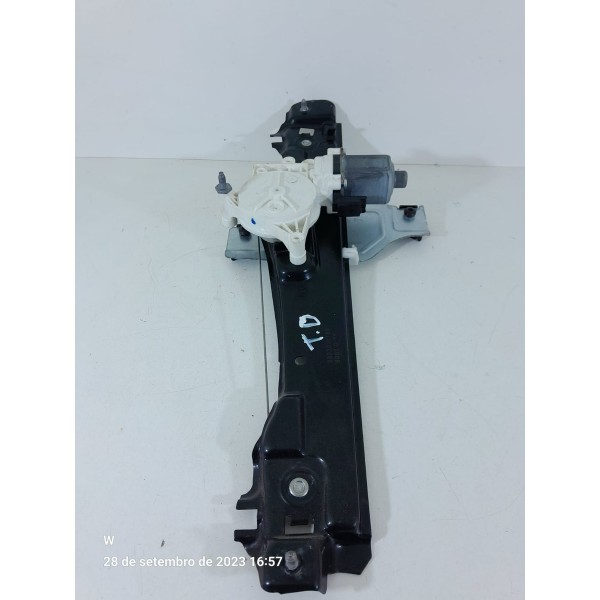 Maquina Vidro Peugeot 2008 Traseira Dir 2017/2024 9803018780