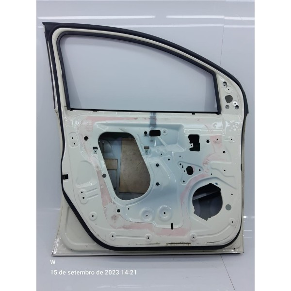 Porta Spin Activ Dianteira Esquerda 2016/2018
