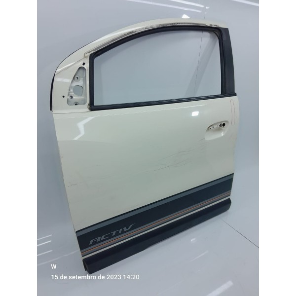 Porta Spin Activ Dianteira Esquerda 2016/2018
