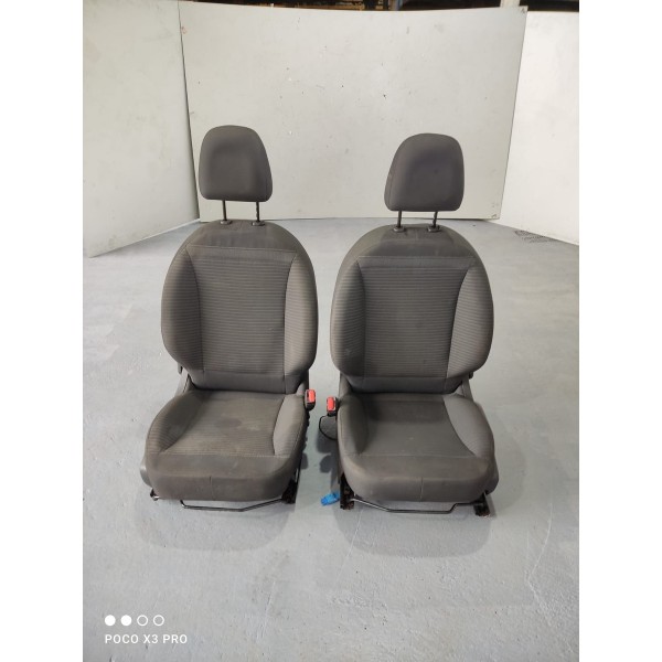 Jogo Bancos Peugeot 2008 Ano 2023 Originais / Preto