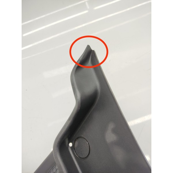 Grade Parabrisa Tiguan Direita 2009/2016 Detalhe 5n1819404